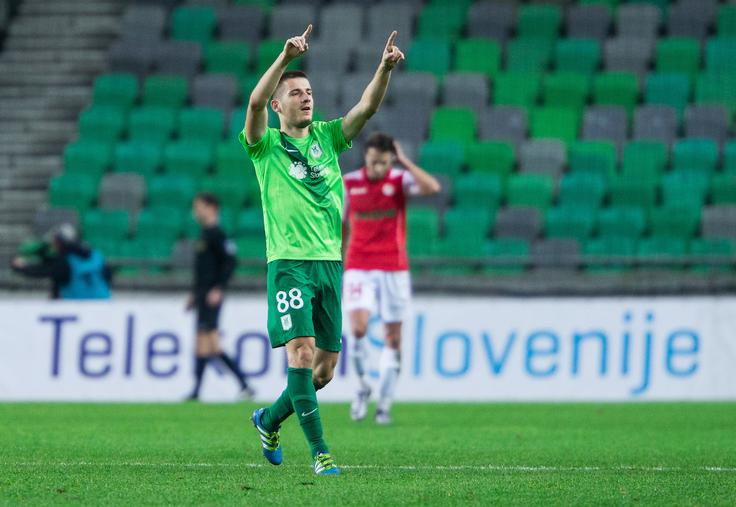 Danijel Miškić Hrvaški zvezni igralec Danijel Miškić je vprašljiv za sobotni derbi z Domžalami. | Foto: Vid Ponikvar
