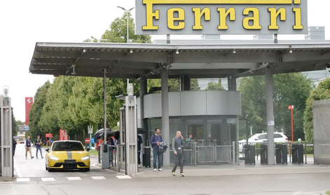 Vroči "kitajec" v Maranellu: pri Ferrariju ga očitno testirajo #foto