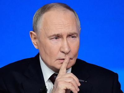 Novi dokumenti: Putin že leta 2001 napovedal vojno