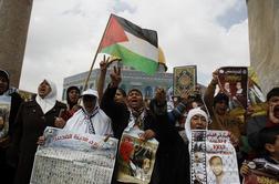 Izrael napovedal izpustitev palestinskih zapornikov