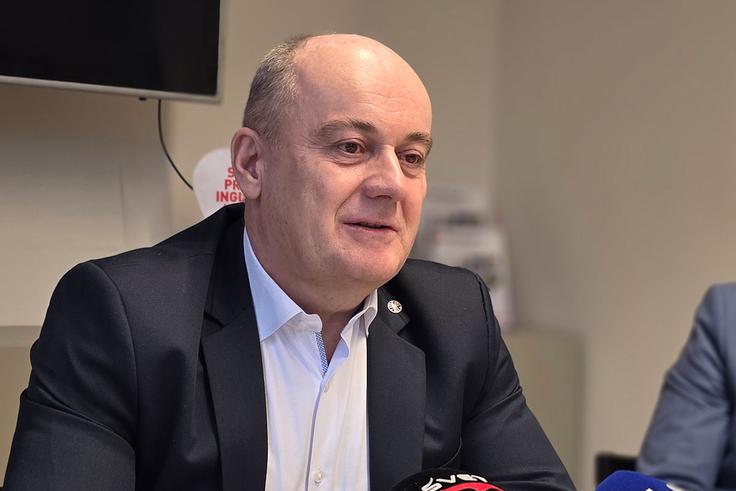 Direktor družbe Preis Sevnica Zvonko Vranić: Dolgotrajni postopki pridobivanja dovoljenj so naše investicije zamaknili skoraj za leto. | Foto: Srdjan Cvjetović