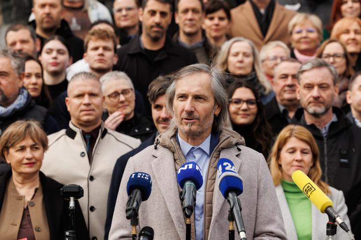 Sopredsednik Vesne Uroš Macerl bo kandidiral v domačem okraju v Zagorju ob Savi. | Foto: STA