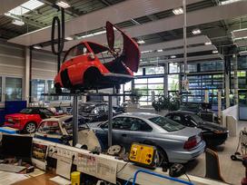BMW center za klasična vozila