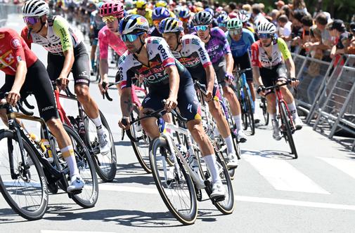 Primož Roglič z napadom razburkal dogajanje, velika zmaga pa Giuliu Cicconeju