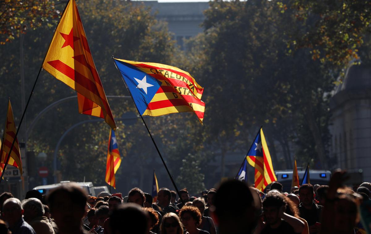 barcelona, katalonija | V zadnjih mesecih so proti zakonu večkrat potekali tudi množični protesti. | Foto Reuters