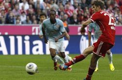Bayern in Borussia Dortmund zmagala, v Hamburgu remi in šest golov
