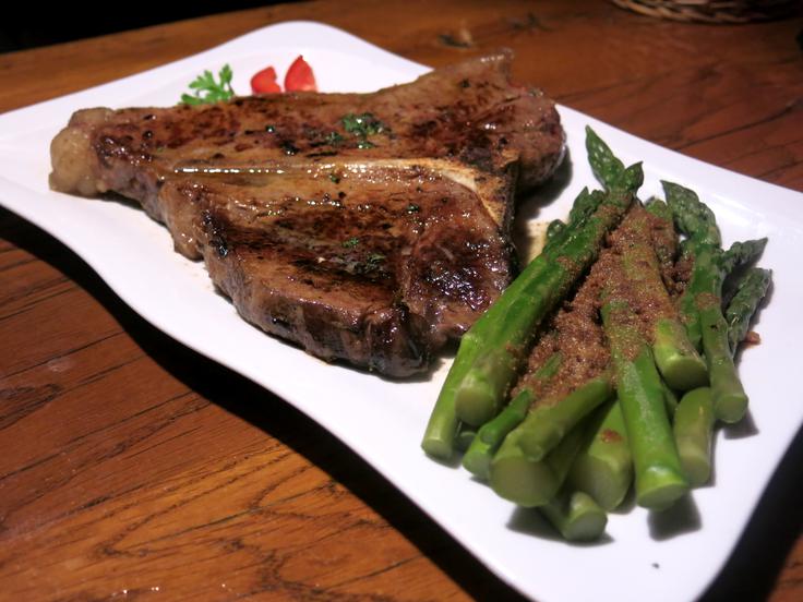 T-bone za dve osebi | Foto: Miha First