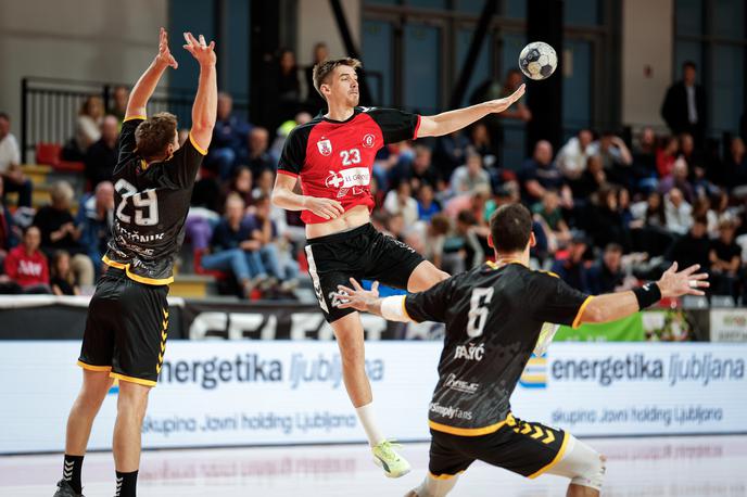 RD LL Grosist Slovan : Gorenje Velenje | Slovan je z 31:27 premagal Gorenje. | Foto Luka Kotnik