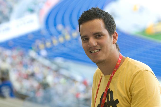 Rok Viškovič: "Ko je semafor na Olimpijskem štadionu v Berlinu pokazal rezultat 9,58, smo se začudeno spogledovali in se med seboj spraševali, kaj se je pravkar zgodilo." | Foto: Vid Ponikvar