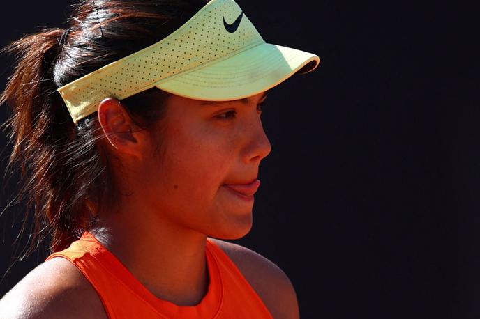 Emma Raducanu | Emma Raducanu se želi izboljšati tudi na pesku, kjer je pokazala nekaj dobrih predstav. | Foto Reuters