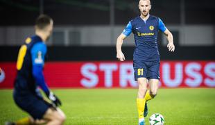 Udarec za novi klub Slovenca