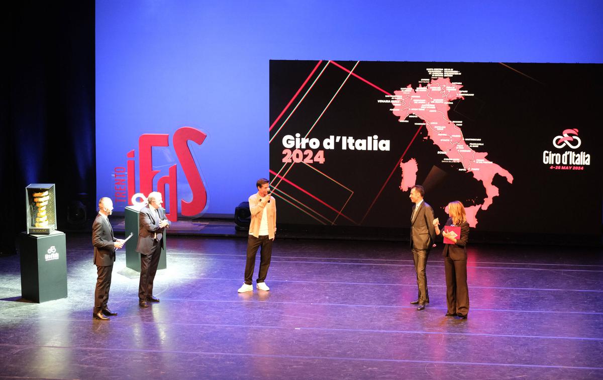Giro 2024, predstavitev trase | 107. Giro se bo začel v Torinu. | Foto Guliverimage