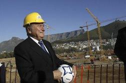 Blatter: Afriško prvenstvo junija ali julija