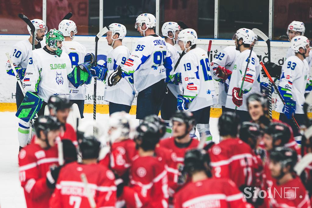 slovenska hokejska reprezentanca : Avstrija, Podmežakla