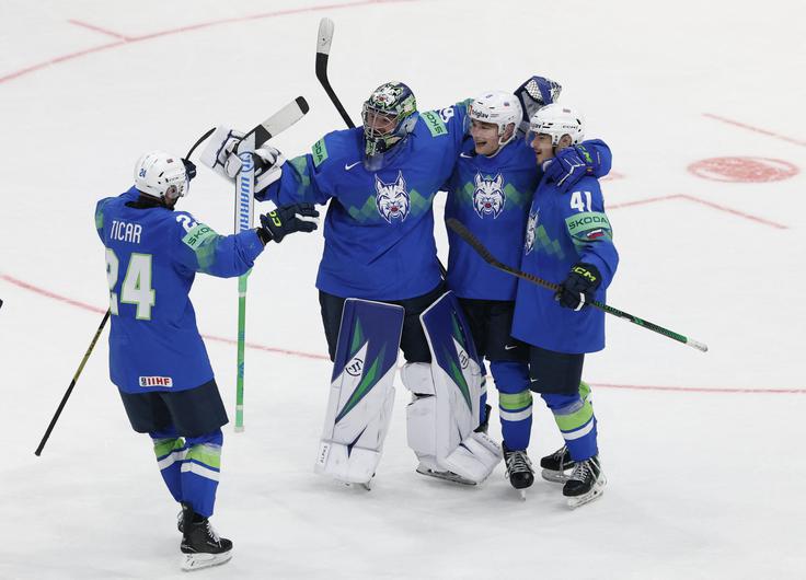 Risi se bodo zvečer v Fribourgu pomerili z Norvežani. | Foto: Reuters