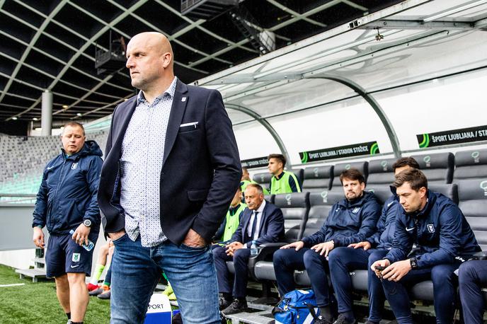 NK Olimpija NK Rudar | Robert Pevnik je prvič kot trener Olimpije na tekmi 1. SNL prejel tri zadetke. | Foto Matic Ritonja / Sportida