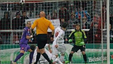 Sodniški napaki v Münchnu in Portu (video)