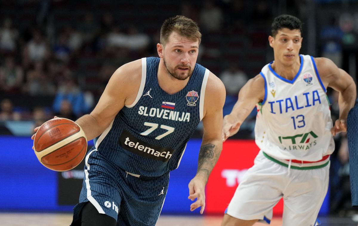 Italija - Slovenija, Eurobasket, Luka Dončić | Luka Dončić je že v prvem polčasu dosegel 30 točk. | Foto Reuters