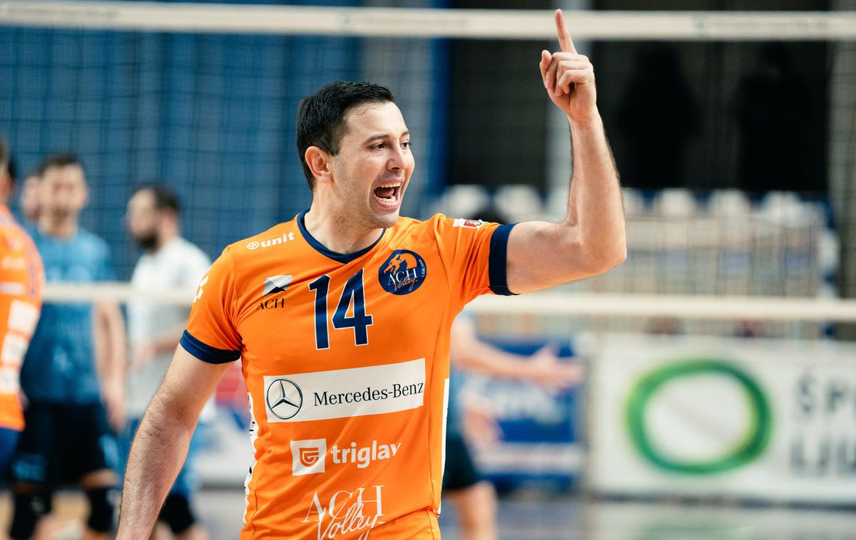 Nikola Gjorgiev - ACH Volley | ACH Volley je s 3:1 premagal Salonit, 16 točk je dosegel korektor Nikola Gjorgiev. | Foto Aleš Oblak