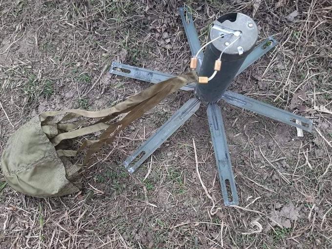 Fotografija ruske protipehotne mine POM-3, ki so jo v bližini Harkova le nekaj več kot mesec dni po začetku vojne odkrili ukrajinski bombni tehniki.  | Foto: Združenje bombnih tehnikov Ukrajine