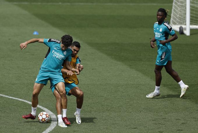 Pred odhodom v Pariz nogometaši Reala Madrida trenirajo še v domačem trening centru. | Foto: Reuters