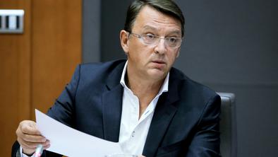 Skrivnostni Luksemburžani ubranili Antona Ropa