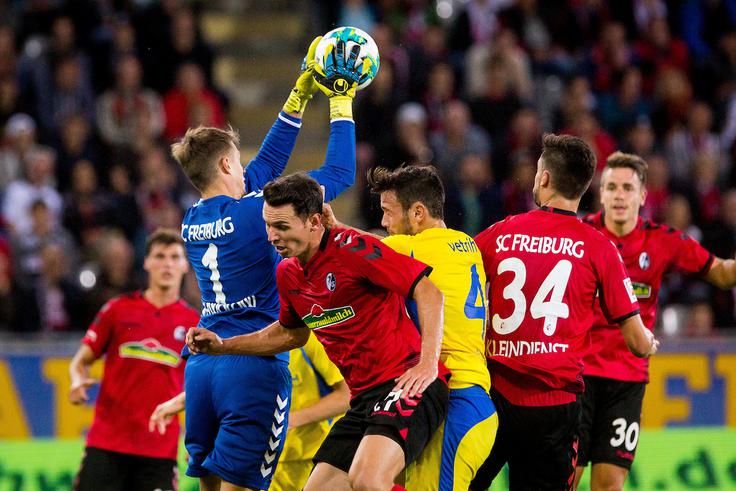 V Ljubljano bo pripotovalo več kot tisoč privržencev Freiburga. | Foto: Žiga Zupan/Sportida