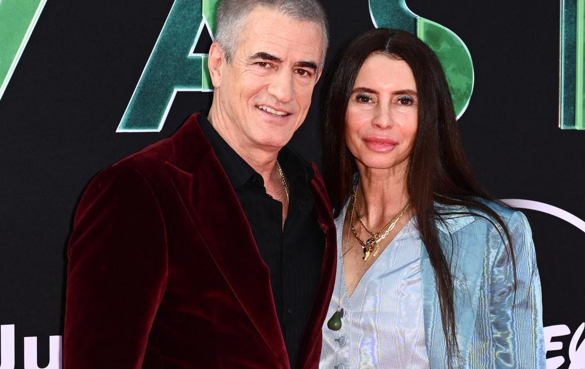 Dermot Mulroney, Prime Apollinaare (Tharita Cutulle) | Dermot Mulroney in kantavtorica Prime Apollinaare se ločujeta po 15 letih zakona. | Foto Profimedia