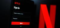 Netflixove delnice strmoglavile: odpuščanja, izgubljanje naročnikov in vse več težav