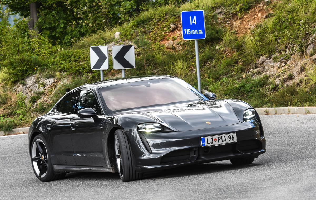 Porsche taycan turbo | Foto Gašper Pirman