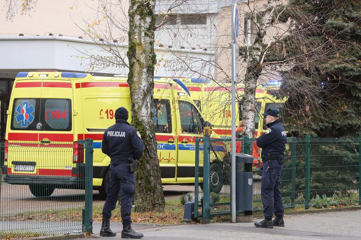 Zagreb, nož, osnovna šola | Foto: Grgo Jelavic/Pixsell