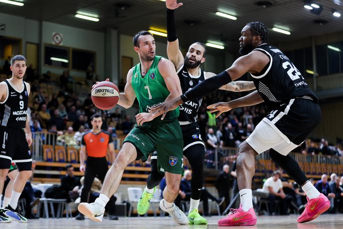 Krka odpravila Rogaško, Ilirija slavila pri Šenčurju, Helios pa pri Šentjurju