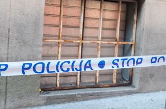 Hrvaško pretresa še en femicid: večkrat zabodena ženska umrla na stopnišču