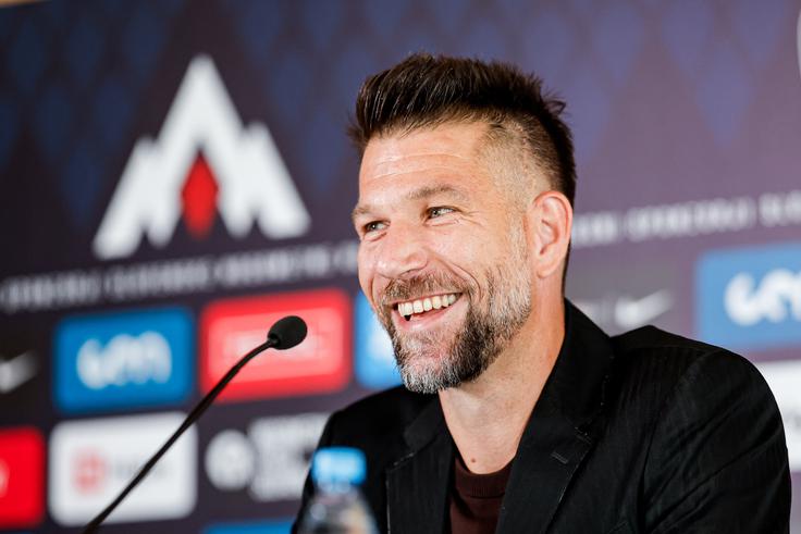 Slovenija je na zadnji tekmi v prijateljskem sosedskem dvoboju namučila Hrvaško (1:2), Boštjan Cesar pa si je prislužil pohvale takratnega selektorja ''ognjenih'' Zlatka Dalića. | Foto: Aleš Fevžer