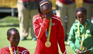 Kaj se dogaja v Keniji? Pri dopingu ujeli komaj 17-letno tekačico.