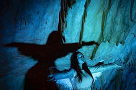 Žive jaslice v Postojnski jami