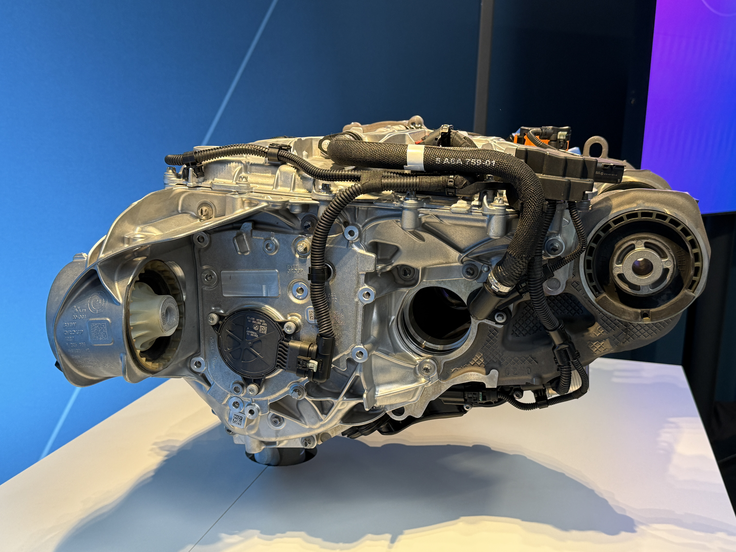 Vsi električni avtomobili pri BMW bodo imeli motor na zadnji osi, ki je osnova pogona.  | Foto: Gregor Pavšič