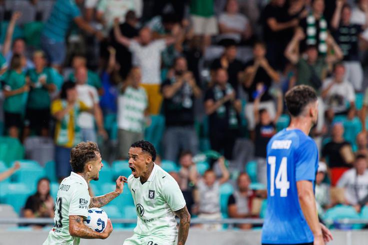 Olimpija je zaostajala z 0:2, a prišla do visoke zmage s 4:2. | Foto: Grega Valančič