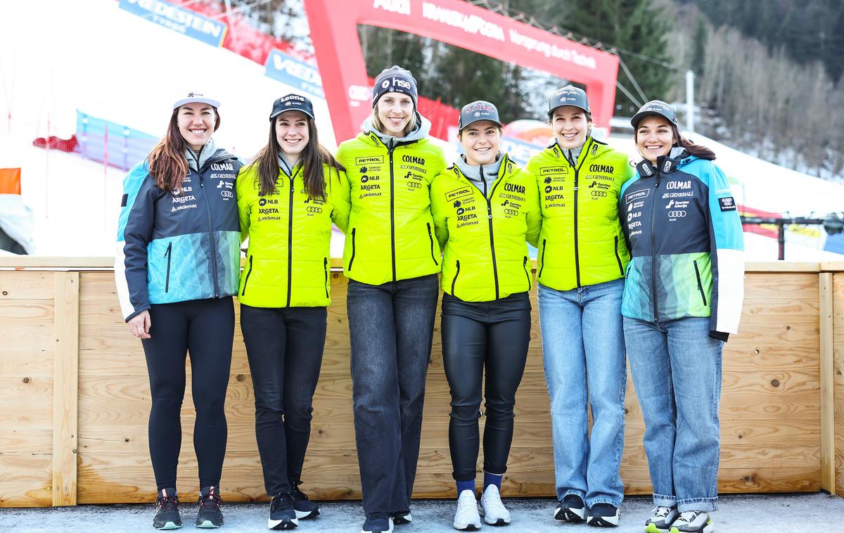 slovenske smučarke Kranjska gora | Slovenska šesterica za tekmi v Kranjski Gori | Foto Aleš Fevžer