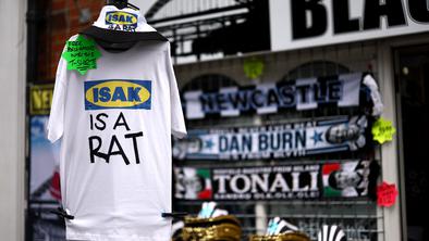 Alexander Isak v očeh navijačev Newcastla od junaka do podgane