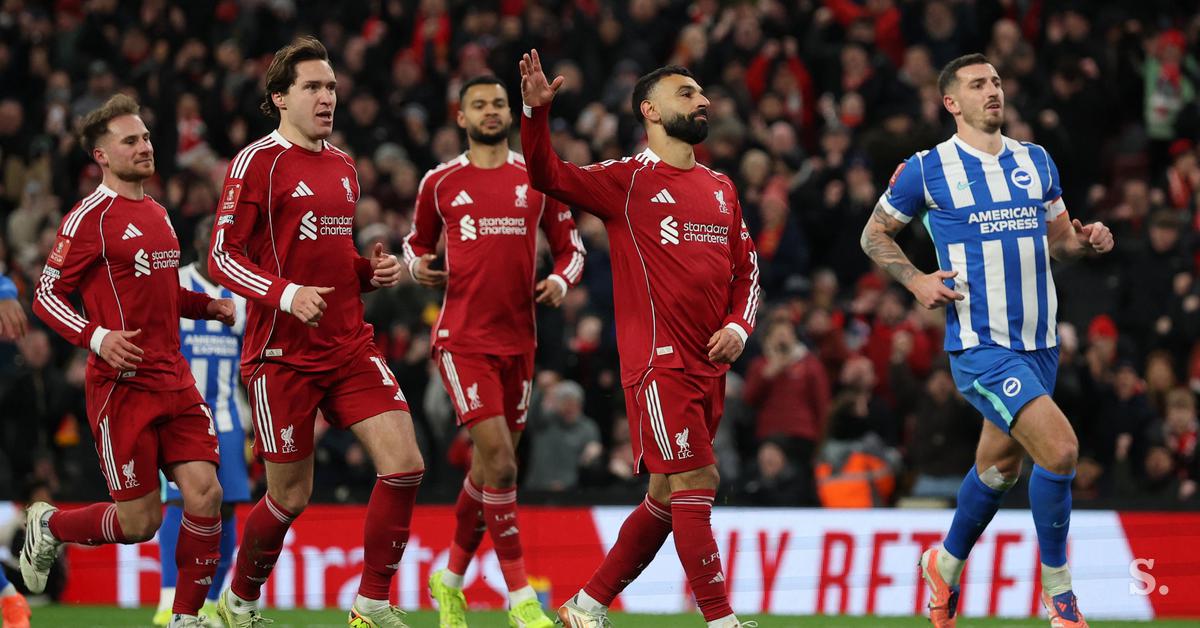 Liverpool izločil Šeškove krvnike, preobrat Newcastla in senzacija tretjeligaša Kép