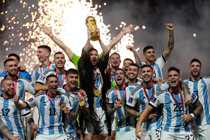 Argentina, svetovni prvaki 2022 | Argentinci so prav v Lusailu leta 2022 dvignili pokal svetovnih prvakov. | Foto Guliverimage