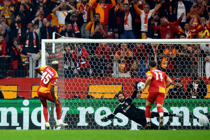 Victor Osimhen je zadel za vodstvo Galatasaraya z 1:0. | Foto: Reuters