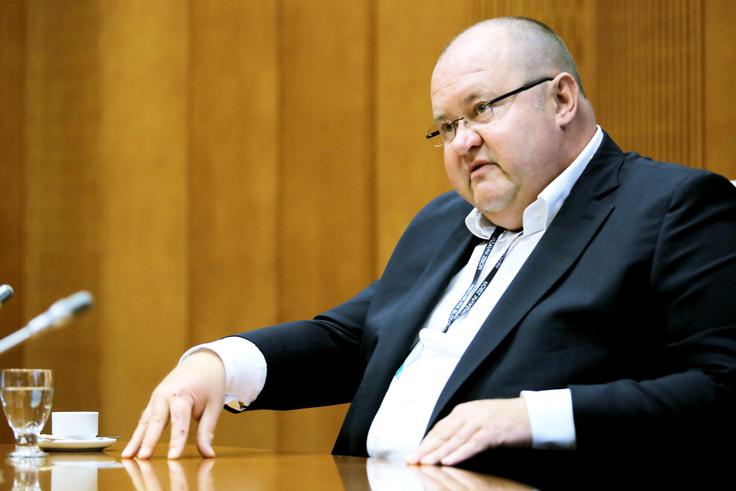 Nova KBM je v času, ko jo je vodil Aleš Hauc, prikrila najmanj eno poročilo, iz katerega je bilo razvidno, da mariborska banka nima ustreznih mehanizmov za odkrivanje sumov pranja denarja.  | Foto: STA ,