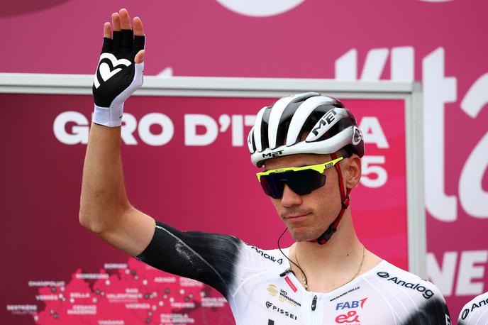 Juan Ayuso, Giro 2025 | Juan Ayuso je danes Giru pomahal v slovo. | Foto Reuters