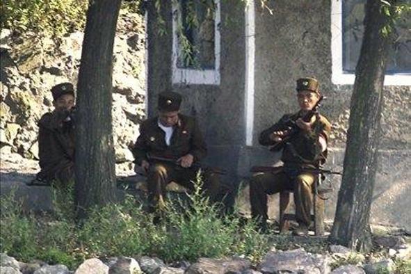 Severna Koreja z ostrejšim stališčem do šesterice držav
