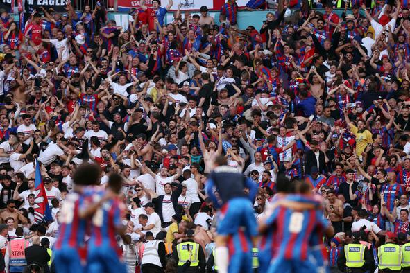 Crystal Palace za lovoriko pokoril meščane