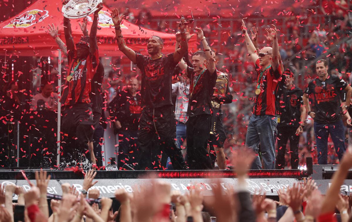 prvak Bayer Leverkusen | Kako zelo bučno je bilo v Leverkusnu! Bayer je proslavil dvojno krono. | Foto Reuters