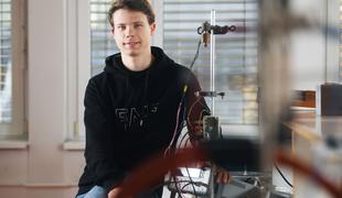 Mladi slovenski znanstvenik na mednarodnih olimpijadah zablestel z zlatom