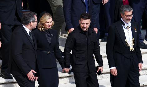 Papež začel svoj pontifikat, že danes se bo srečal z Zelenskim #foto